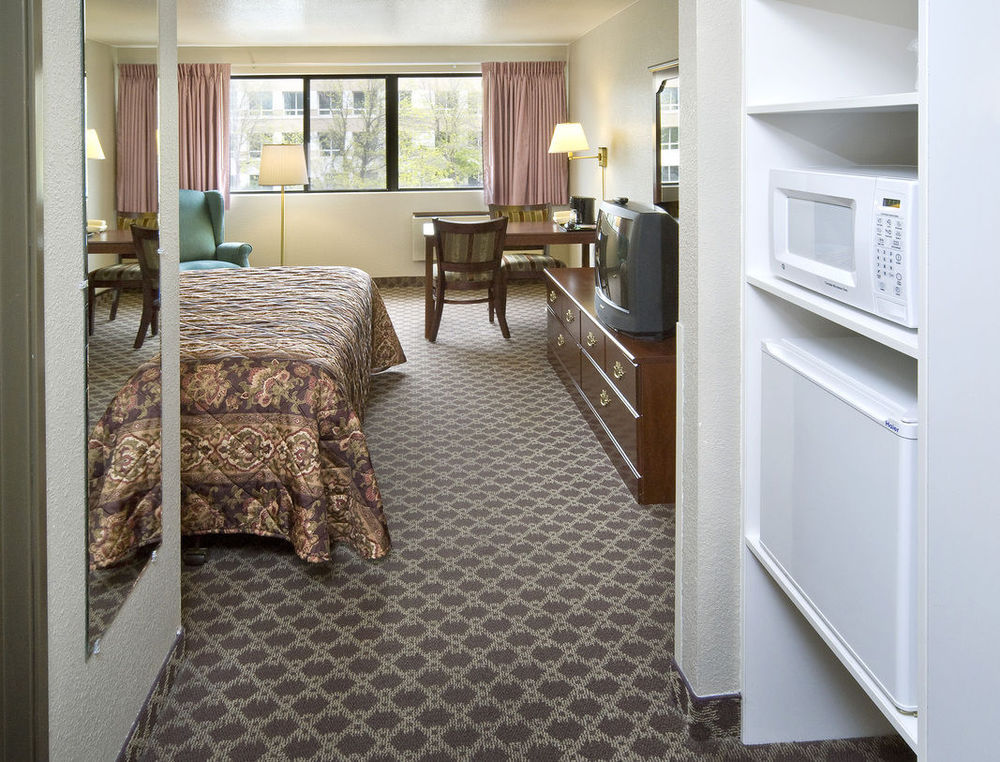 Riversage Billings Inn Стая снимка